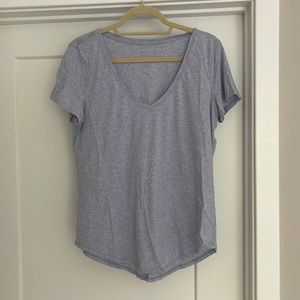 Lululemon Tshirt